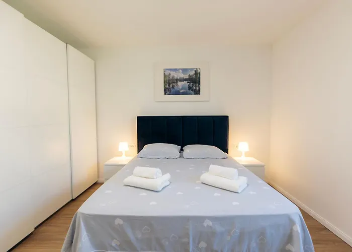 Martha's Oliveyard Biograd na Moru