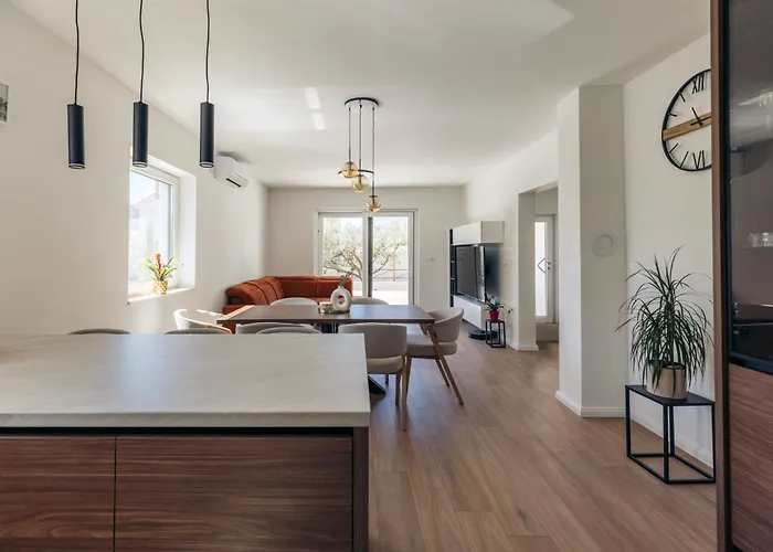 Martha's Oliveyard Villa Biograd na Moru