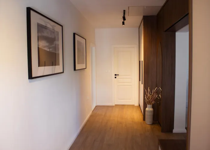 Martha's Oliveyard Villa