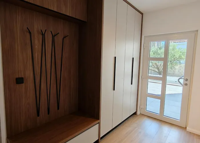 Martha's Oliveyard Villa