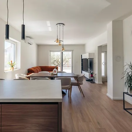 Martha's Oliveyard Villa Biograd Na Moru