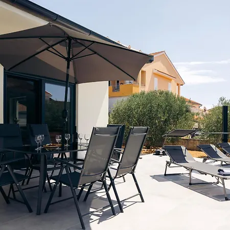 Martha's Oliveyard Villa