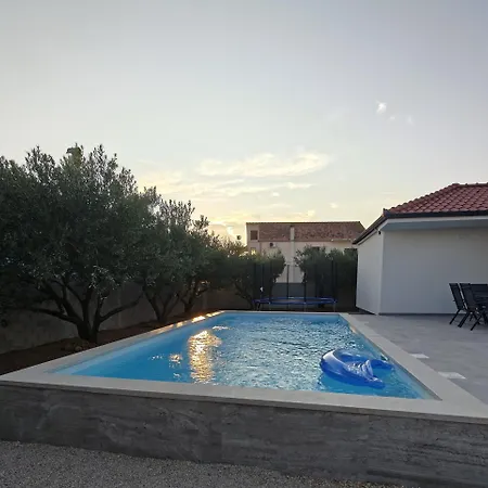 Martha's Oliveyard Villa *