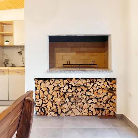 Vila Martha's Oliveyard